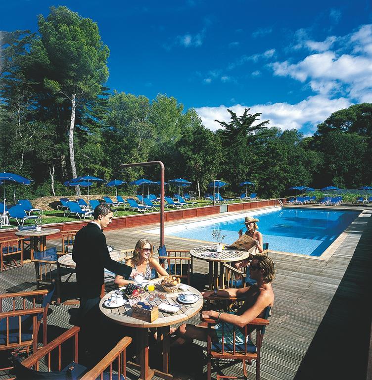 Le Mas Du Langoustier Hotel Porquerolles Exterior foto